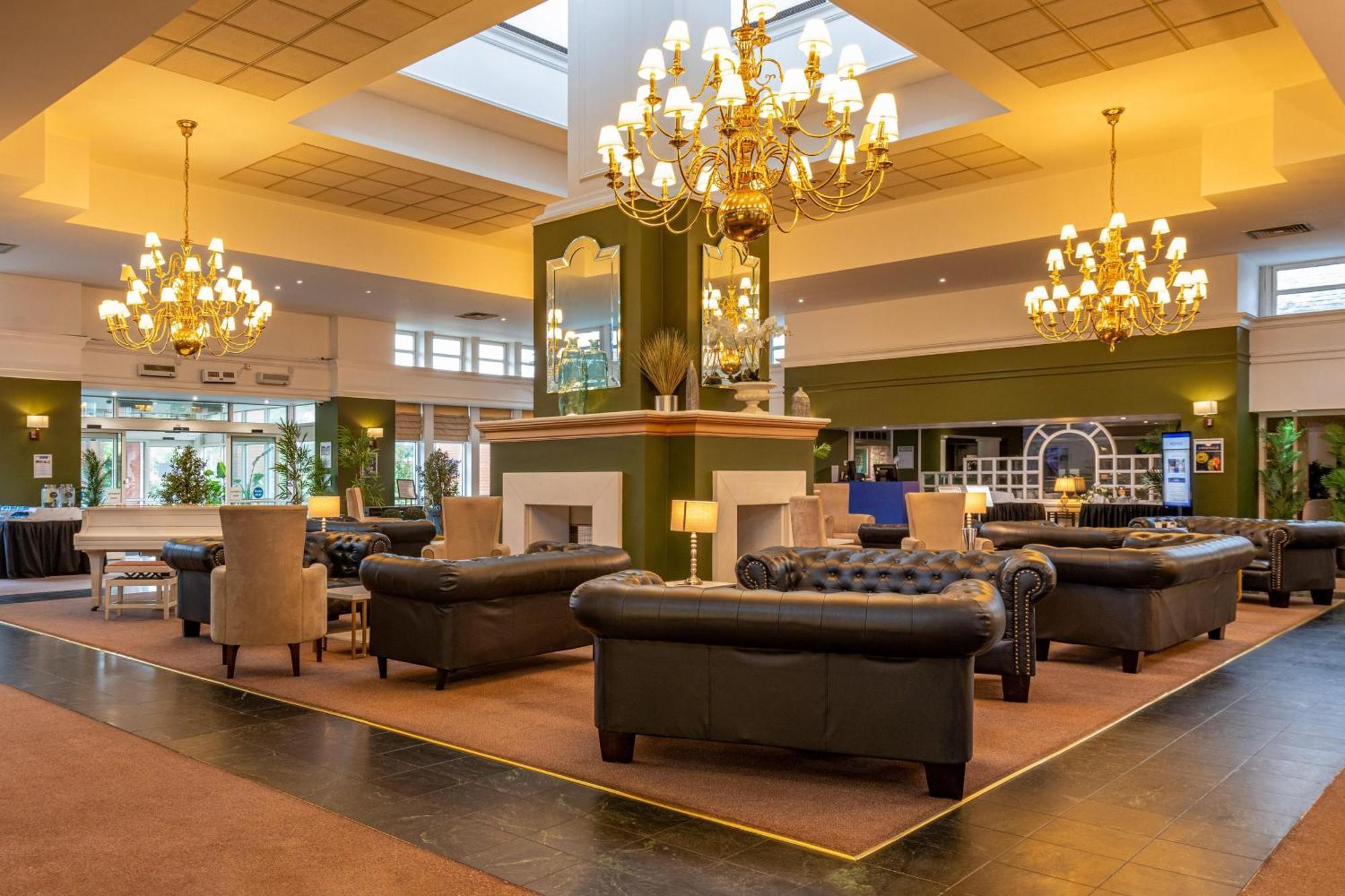Bromsgrove Hotel And Spa Eksteriør bilde
