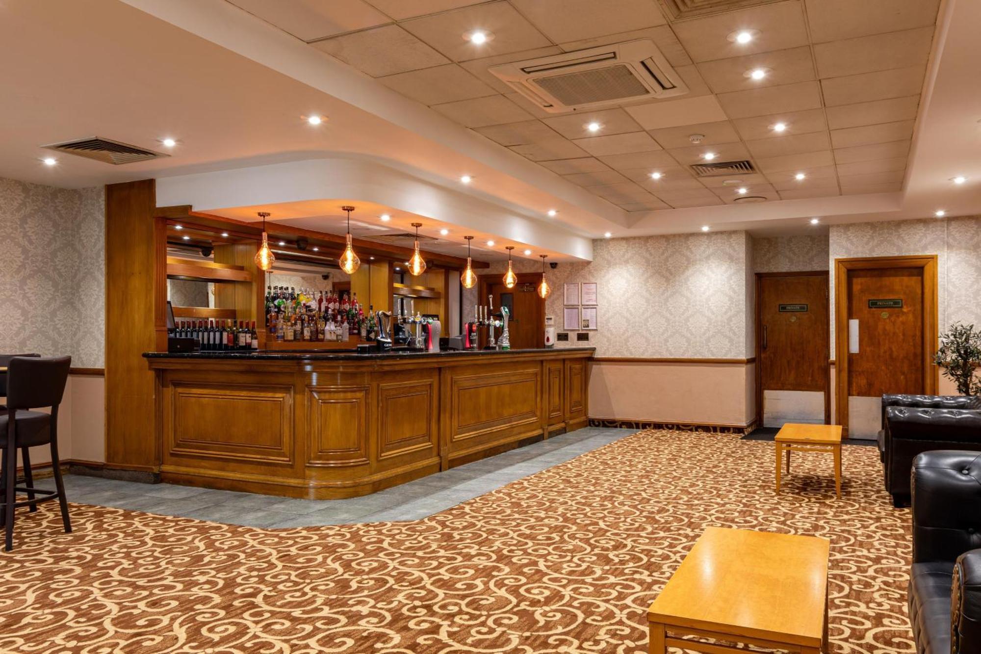 Bromsgrove Hotel And Spa Eksteriør bilde