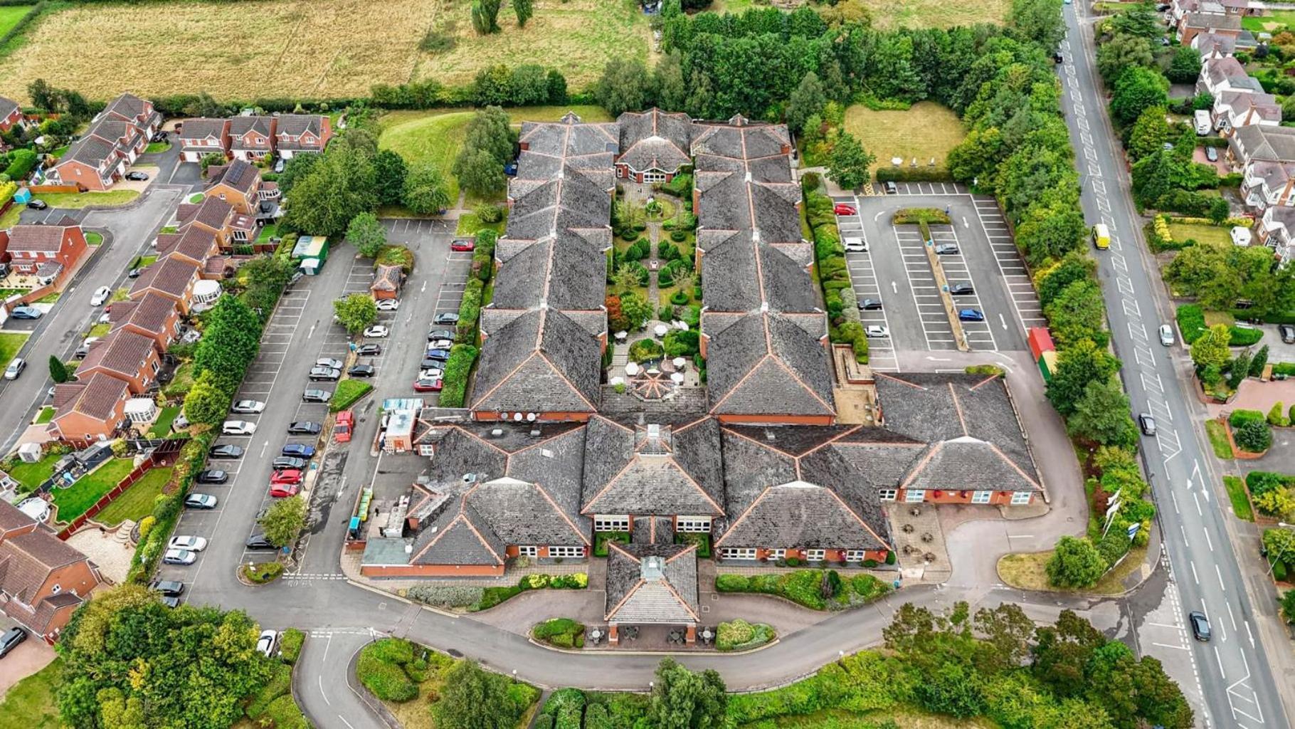 Bromsgrove Hotel And Spa Eksteriør bilde