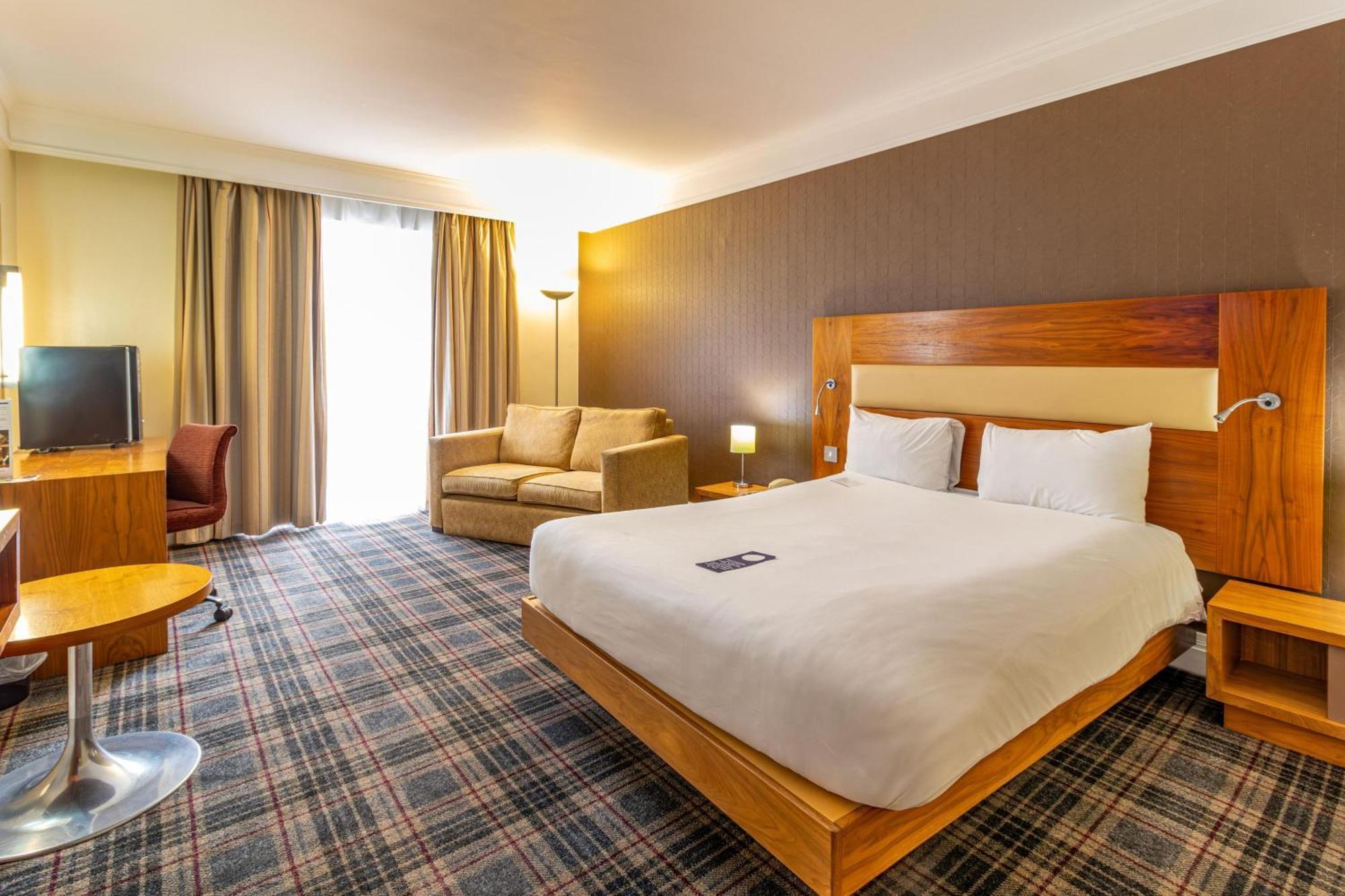 Bromsgrove Hotel And Spa Eksteriør bilde